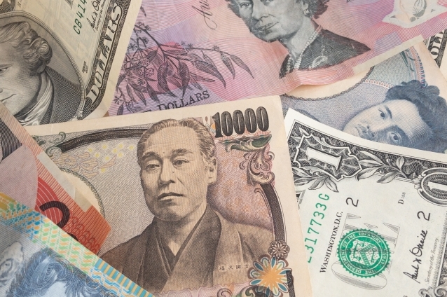Japanese Yen slips to lowest level since 1998